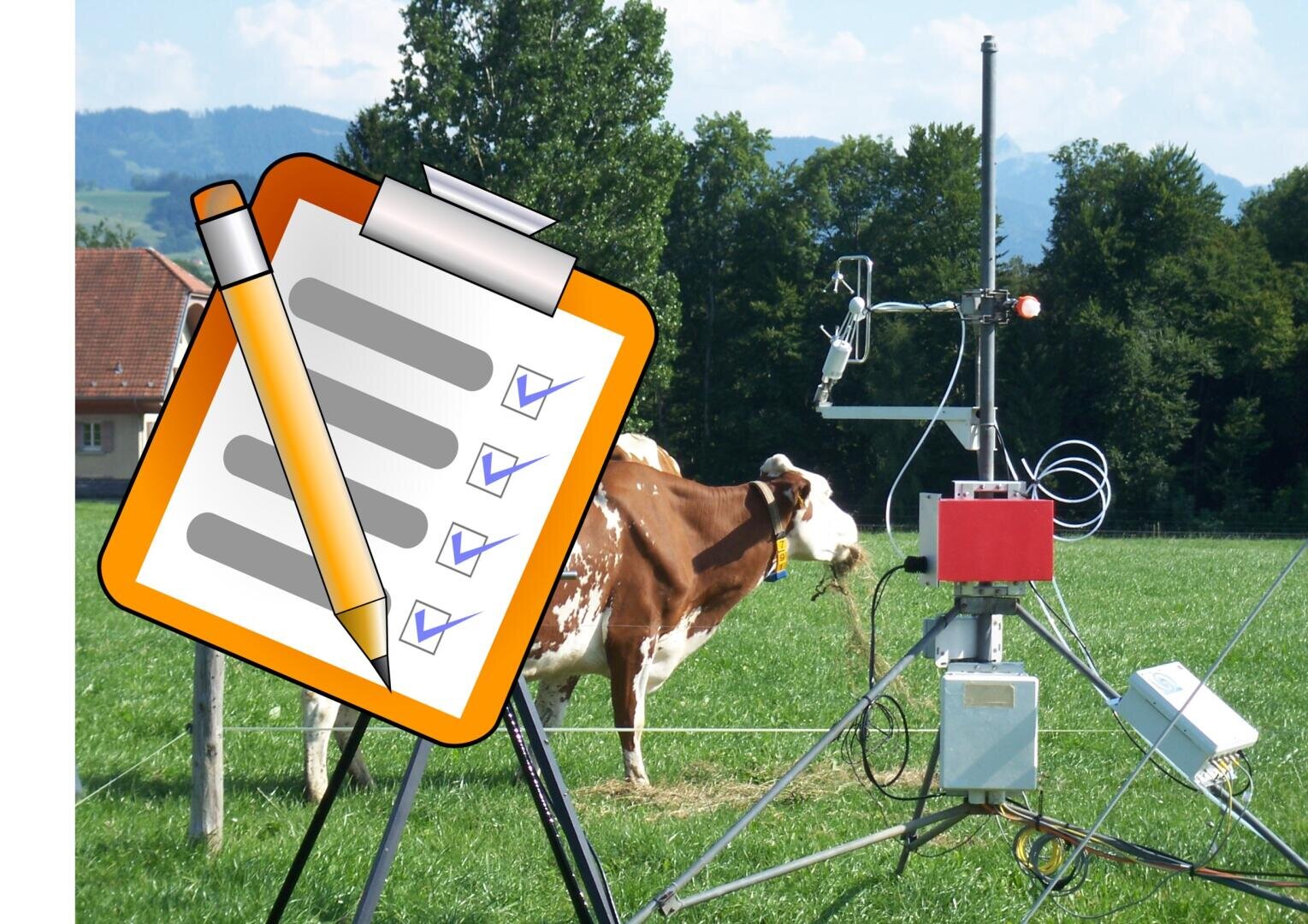 Eine Kuh steht in einem grasbewachsenen Feld neben einer wissenschaftlichen Messausrüstung, mit einem illustrierten Klemmbrett und einem Bleistift mit überlagerten Häkchen im Vordergrund. Im Hintergrund sind Bäume und ein Gebäude zu sehen.